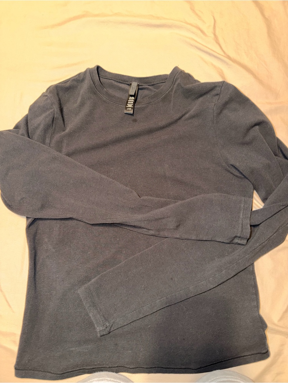 SKIMS Basic Long Sleeve Crewneck Top - Black